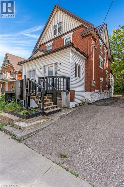 91 Charles Street E, Kitchener, Ontario  N2G 2P5 - Photo 3 - 40839090