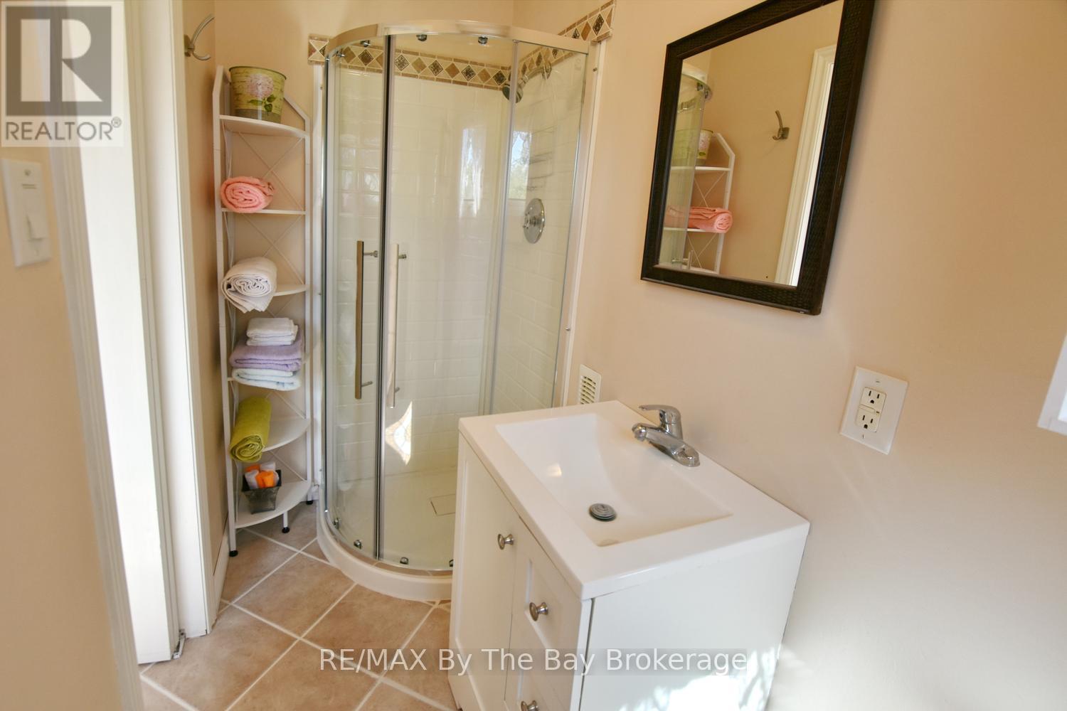 69 Frederick Drive, Wasaga Beach, Ontario  L9Z 1P9 - Photo 11 - S13473974