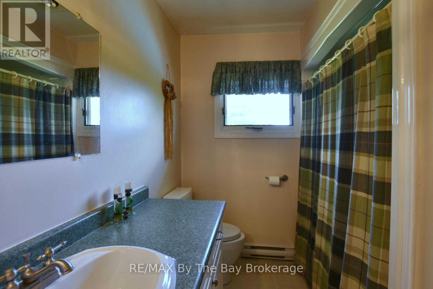 69 Frederick Drive, Wasaga Beach, Ontario  L9Z 1P9 - Photo 29 - S13473974