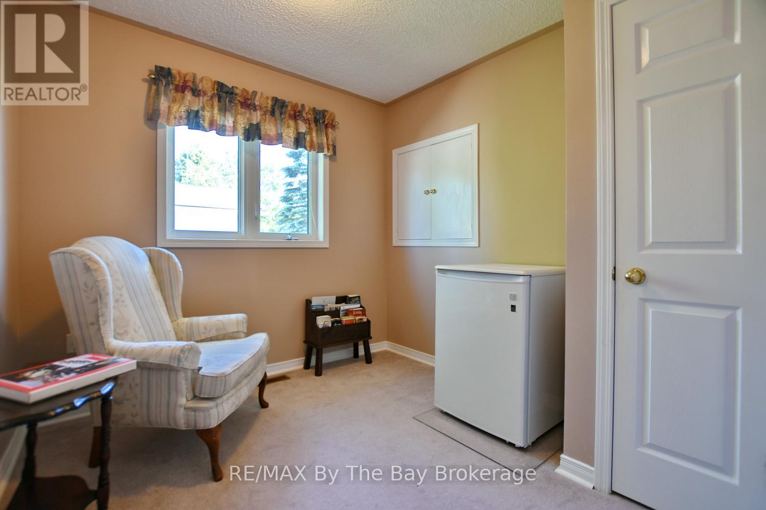 12 Indiana Avenue, Wasaga Beach, Ontario  L9Z 3A8 - Photo 26 - S13473986