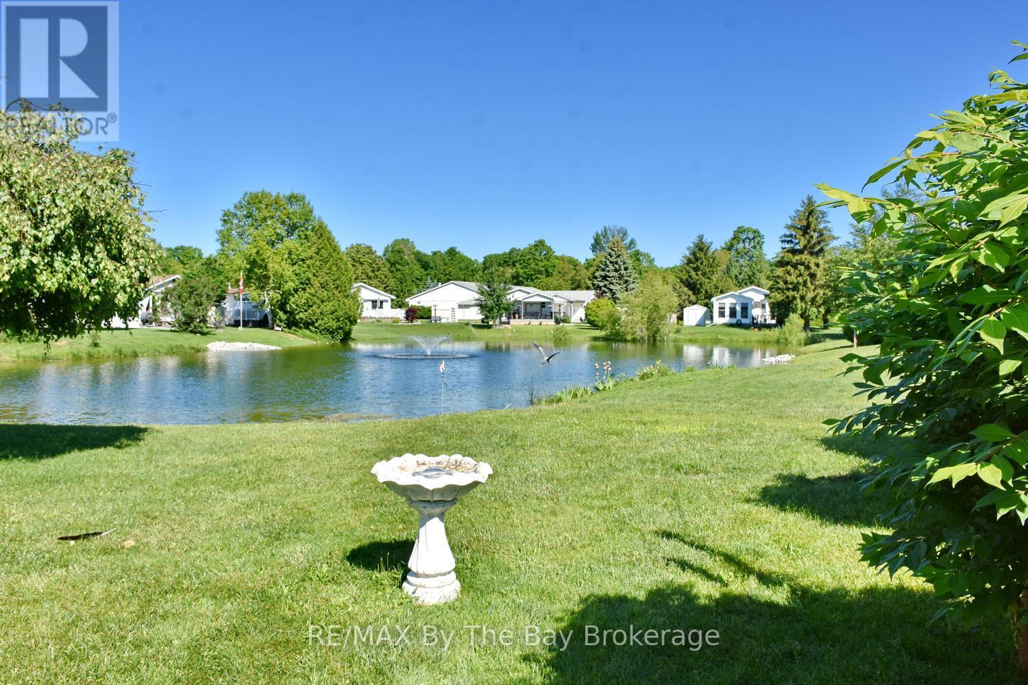 12 Indiana Avenue, Wasaga Beach, Ontario  L9Z 3A8 - Photo 3 - S13473986