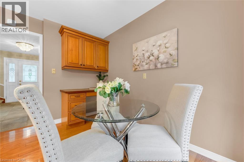 1482 Caulder Drive, Oakville, Ontario  L6J 5S9 - Photo 13 - 40837894