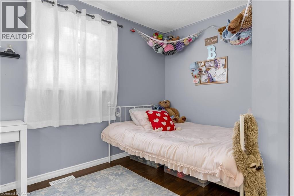 338 East 24th Street, Hamilton, Ontario  L8V 2Y6 - Photo 12 - 40841812