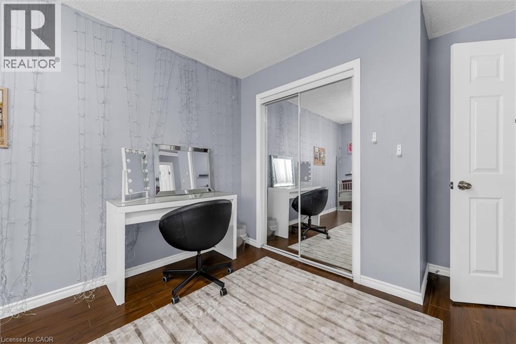 338 East 24th Street, Hamilton, Ontario  L8V 2Y6 - Photo 16 - 40841812