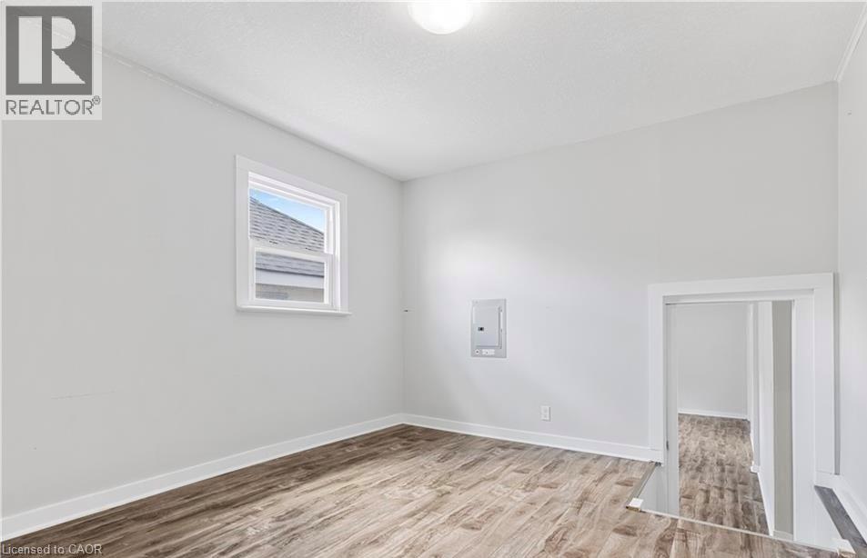 235 Hamilton Road, London, Ontario  N5Z 1P9 - Photo 12 - 40841808