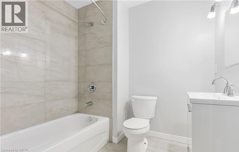235 Hamilton Road, London, Ontario  N5Z 1P9 - Photo 13 - 40841808