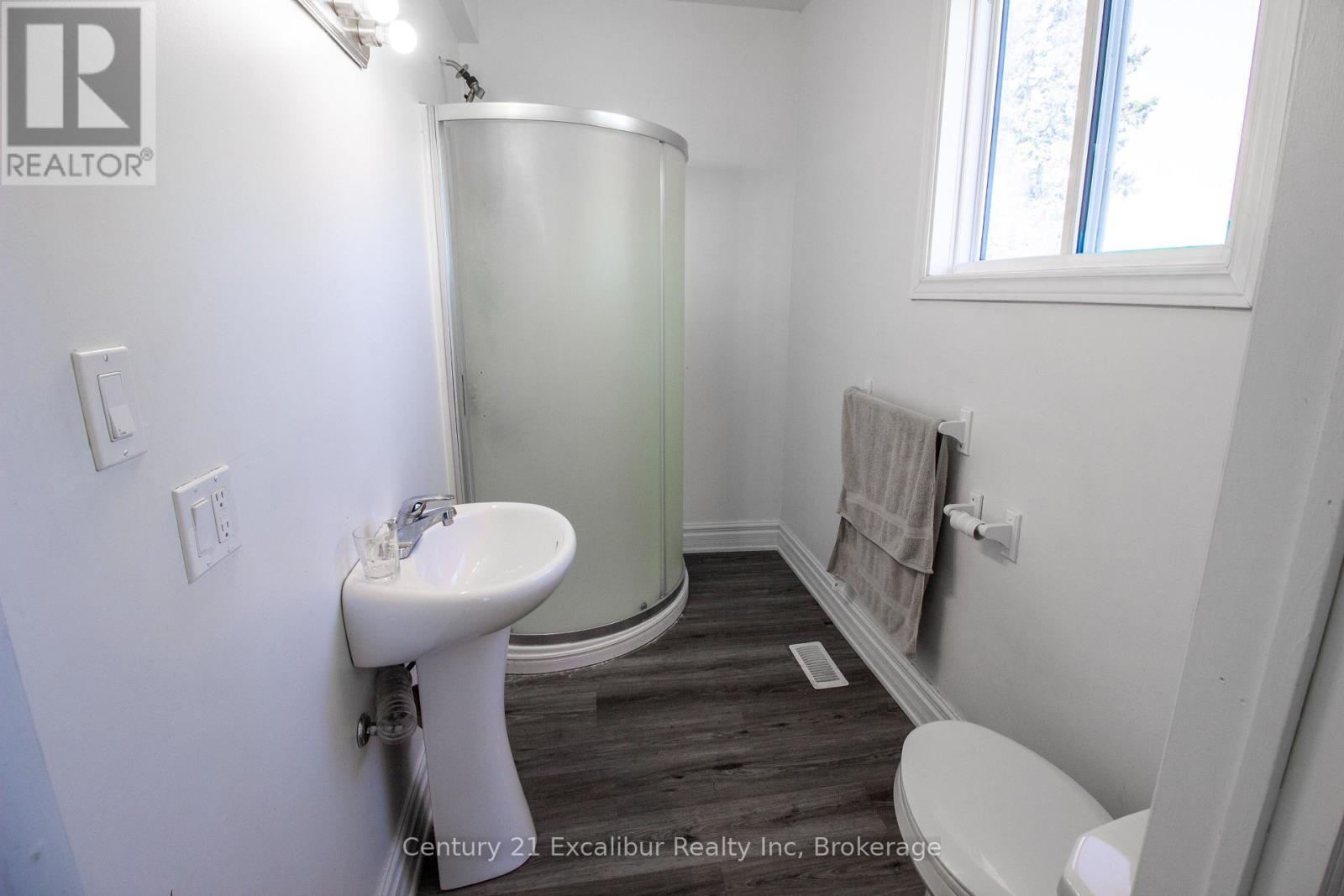 8323 Line 12 Street, Wellington North, Ontario  N1H 6J2 - Photo 10 - X13474174