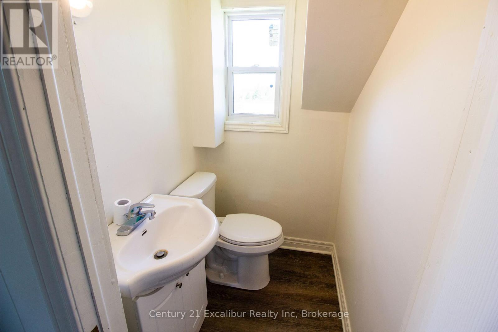 8323 Line 12 Street, Wellington North, Ontario  N1H 6J2 - Photo 6 - X13474174