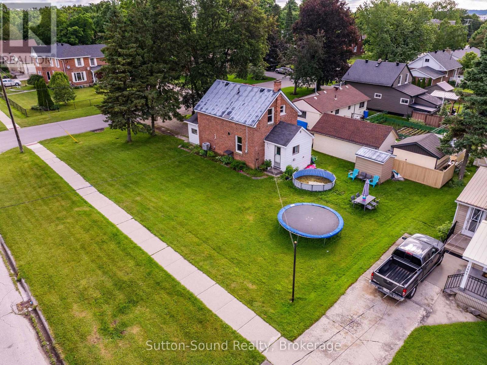 705 17th Street E, Owen Sound, Ontario  N4K 2A4 - Photo 19 - X13474410