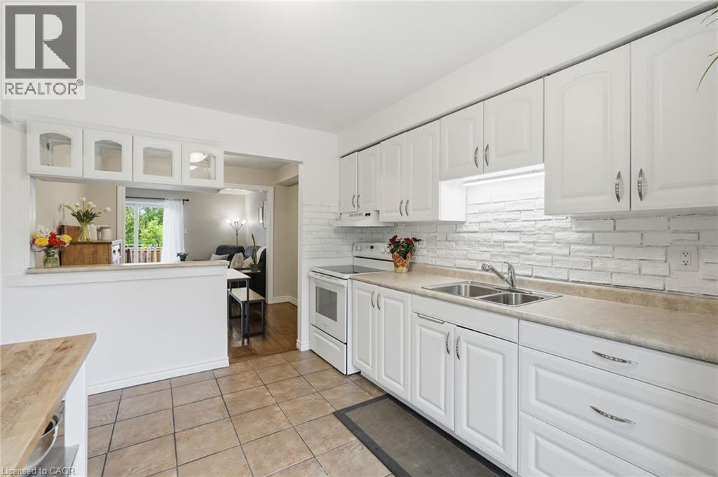 1538 Westminster Place, Burlington, Ontario  L7P 2B5 - Photo 11 - 40841951