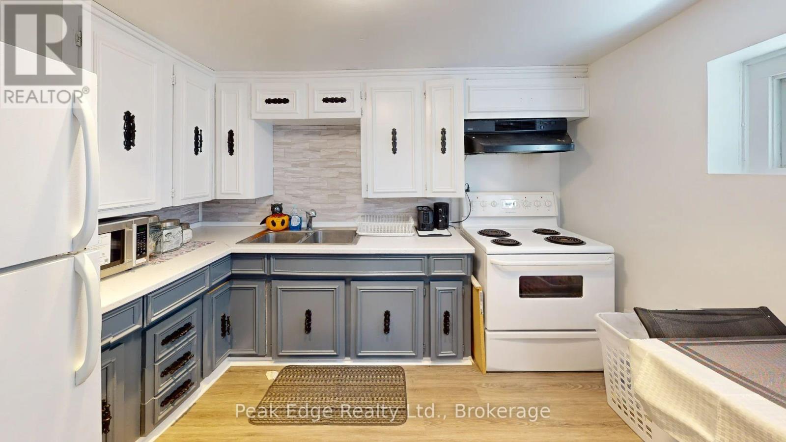 281 6th Street, Hanover, Ontario  N4N 1C3 - Photo 18 - X13474598