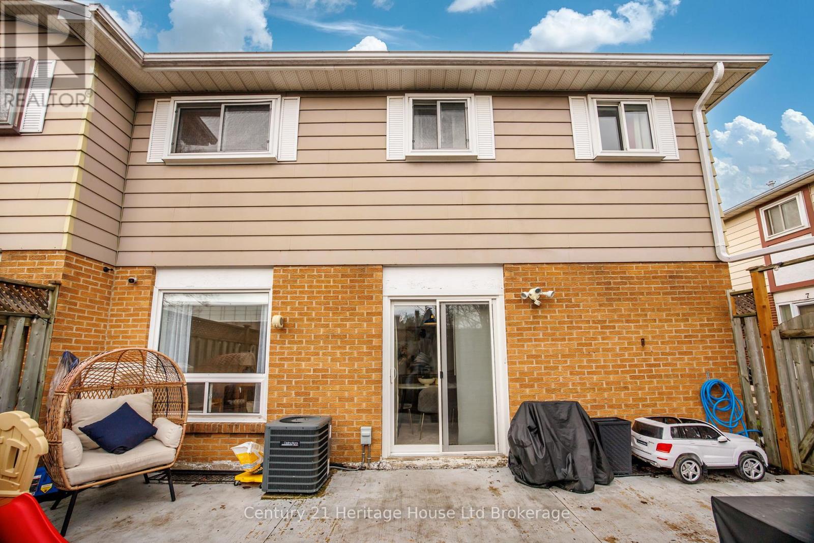 9 San Vito Way, Toronto, Ontario  M3L 2G7 - Photo 27 - W13474490