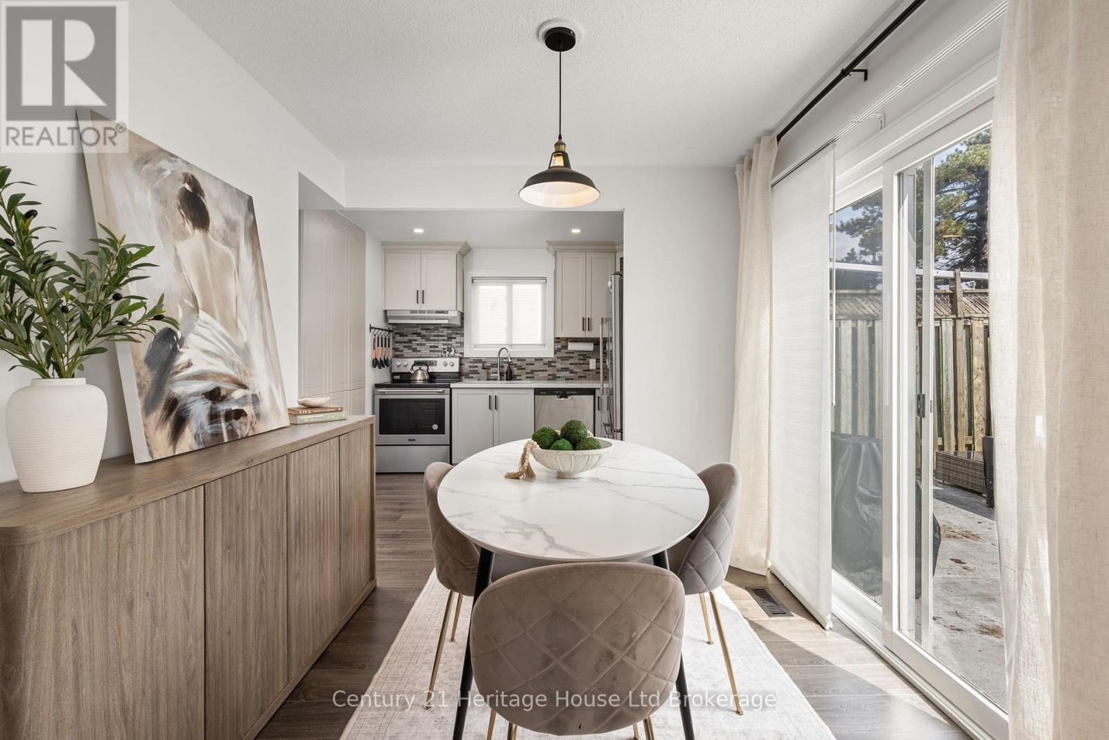 9 San Vito Way, Toronto, Ontario  M3L 2G7 - Photo 6 - W13474490