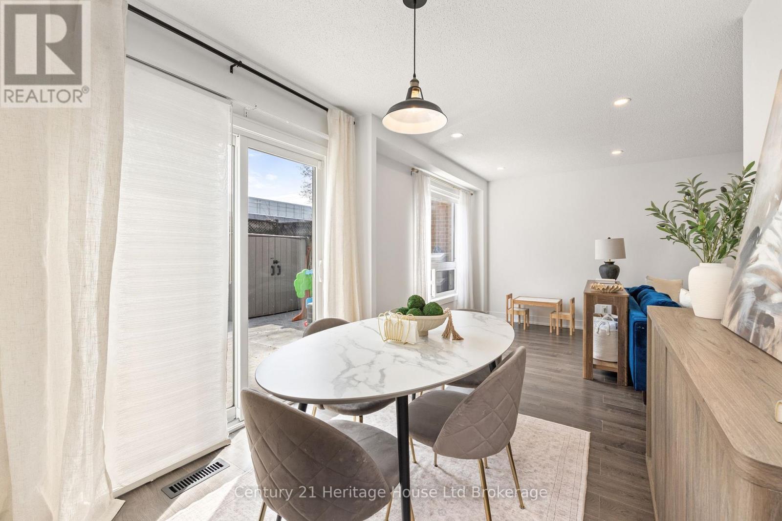 9 San Vito Way, Toronto, Ontario  M3L 2G7 - Photo 7 - W13474490