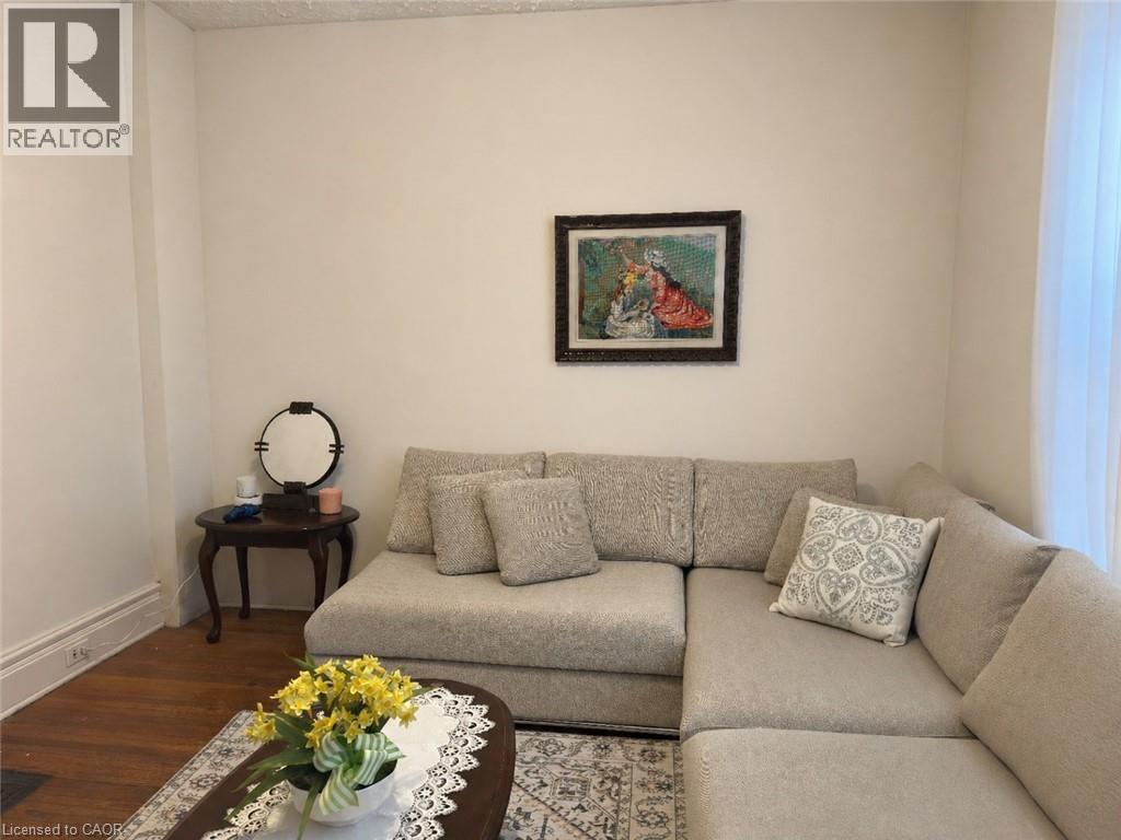 257 Ontario Street, Stratford, Ontario  N5A 3H6 - Photo 15 - 40841615
