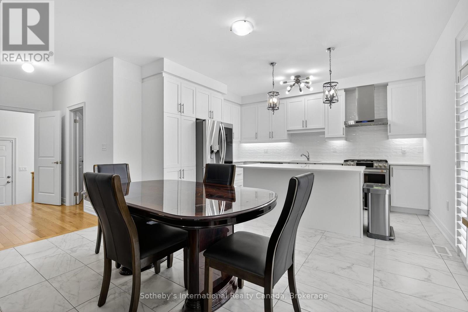 5 Middleton Drive, Wasaga Beach, Ontario  L9Z 0L1 - Photo 11 - S13474814