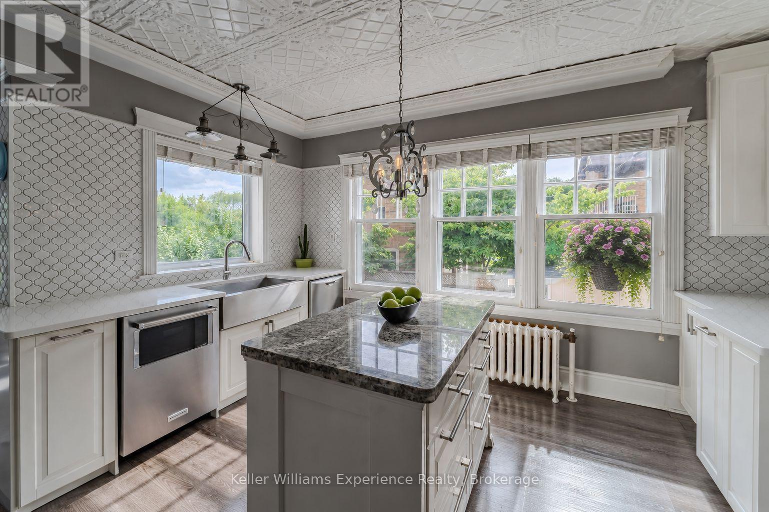 85 10th Street, Hanover, Ontario  N4N 1M9 - Photo 13 - X13474806