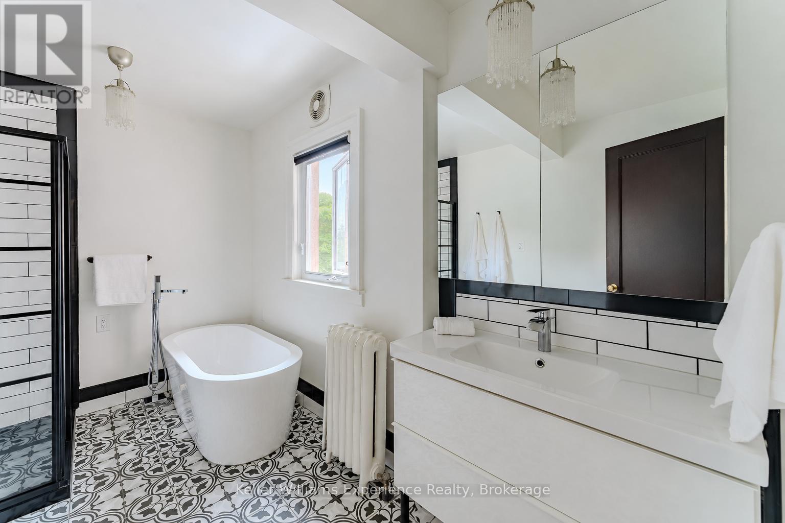 85 10th Street, Hanover, Ontario  N4N 1M9 - Photo 27 - X13474806