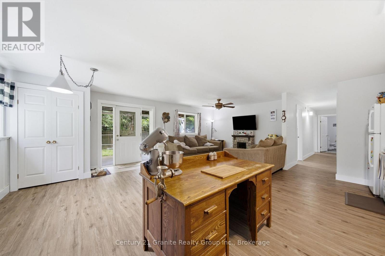 2427 North Shore Road, Algonquin Highlands, Ontario  K0M 1S0 - Photo 10 - X13474832