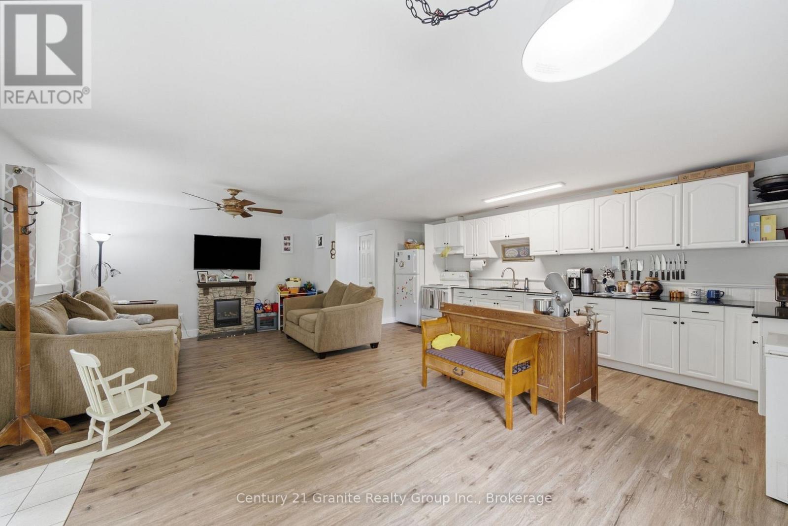 2427 North Shore Road, Algonquin Highlands, Ontario  K0M 1S0 - Photo 9 - X13474832