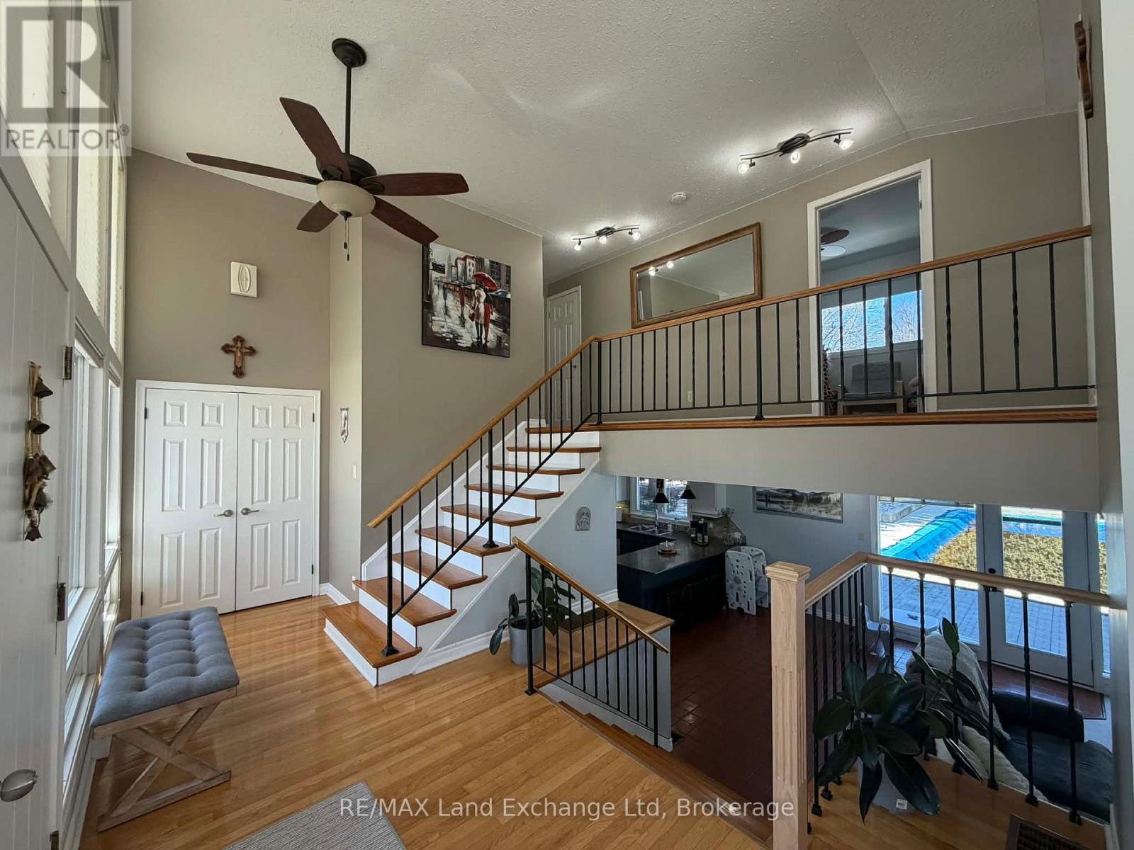 320 Summit Drive, North Huron, Ontario  N0G 2W0 - Photo 3 - X13474882