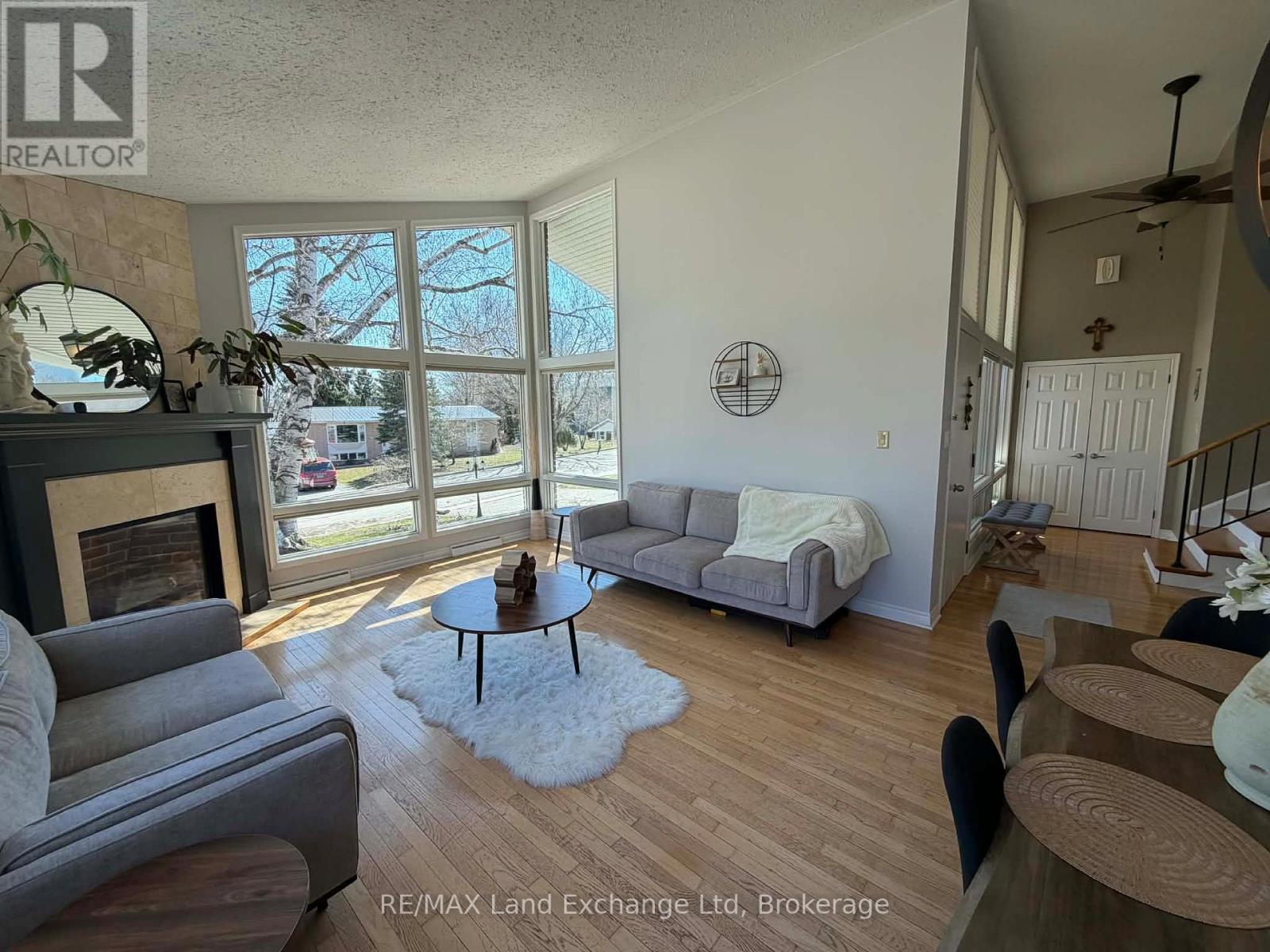 320 Summit Drive, North Huron, Ontario  N0G 2W0 - Photo 5 - X13474882