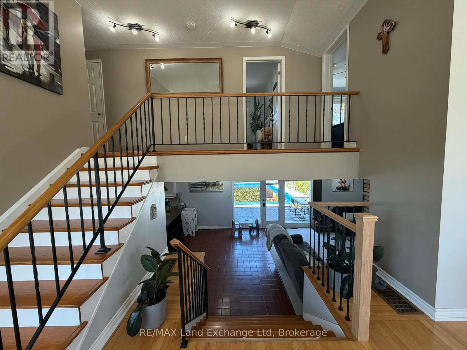320 Summit Drive, North Huron, Ontario  N0G 2W0 - Photo 7 - X13474882