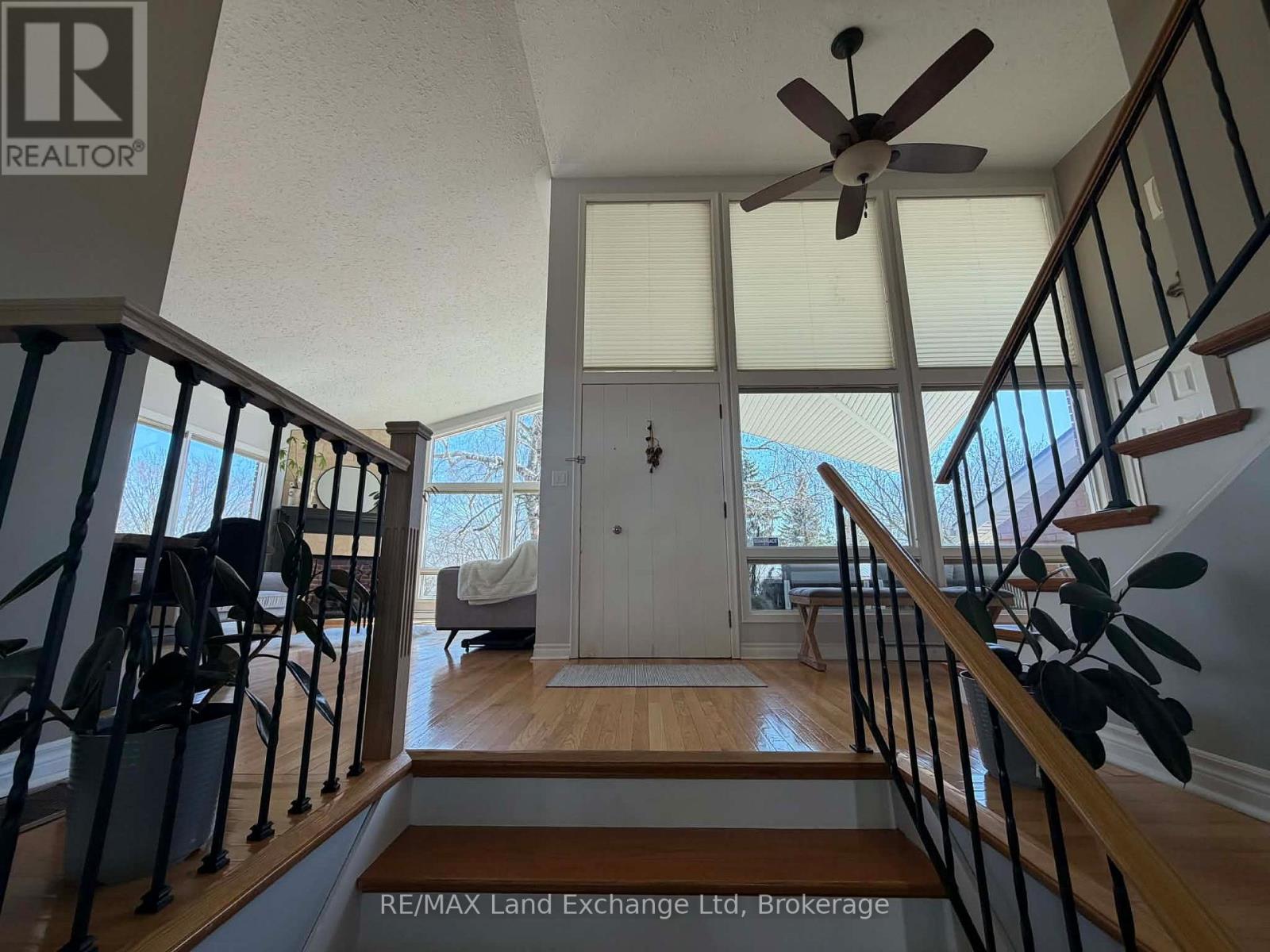 320 Summit Drive, North Huron, Ontario  N0G 2W0 - Photo 8 - X13474882