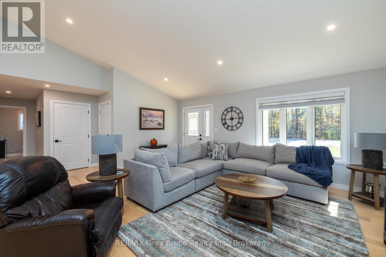 611 Sixth Street N, South Bruce Peninsula, Ontario  N0H 2G0 - Photo 13 - X13474898