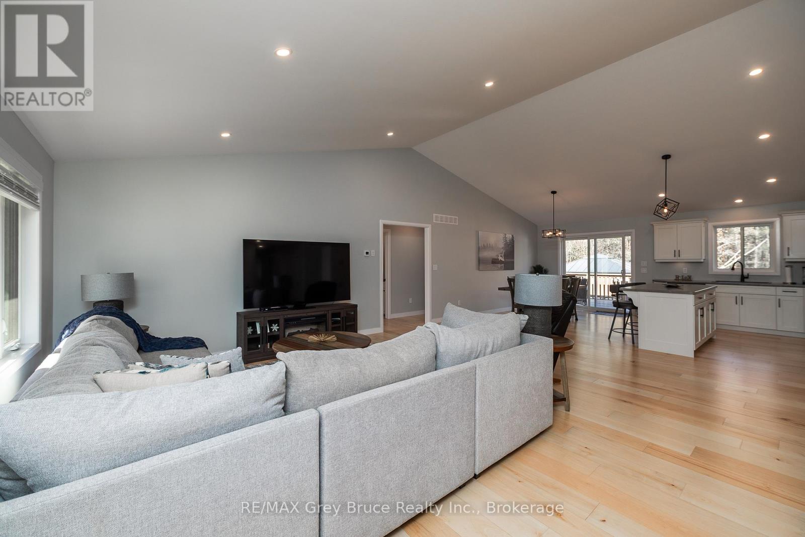 611 Sixth Street N, South Bruce Peninsula, Ontario  N0H 2G0 - Photo 14 - X13474898