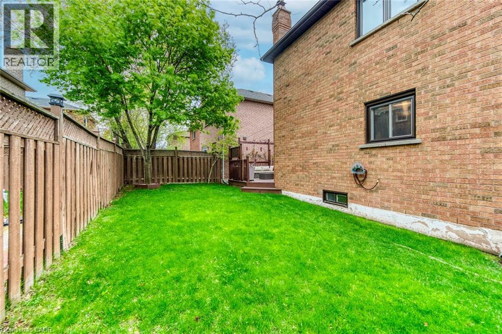 1209 Old Oak Drive, Oakville, Ontario  L6M 3K6 - Photo 47 - 40841991