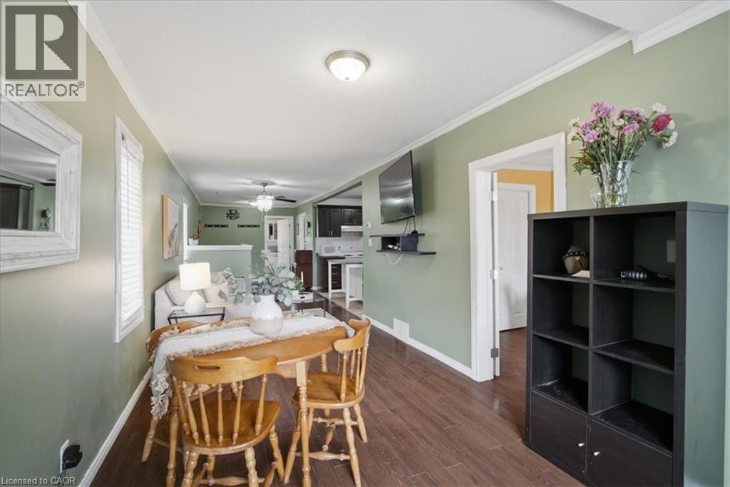 22 Delena Avenue N, Hamilton, Ontario  L8H 6B4 - Photo 11 - 40841828