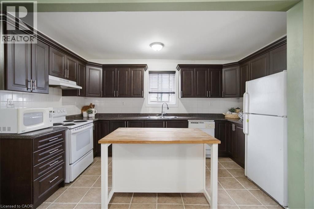 22 Delena Avenue N, Hamilton, Ontario  L8H 6B4 - Photo 5 - 40841828
