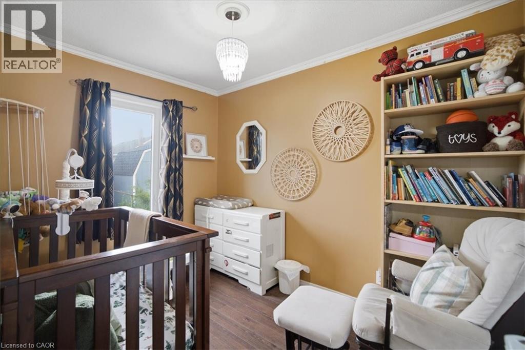 22 Delena Avenue N, Hamilton, Ontario  L8H 6B4 - Photo 8 - 40841828