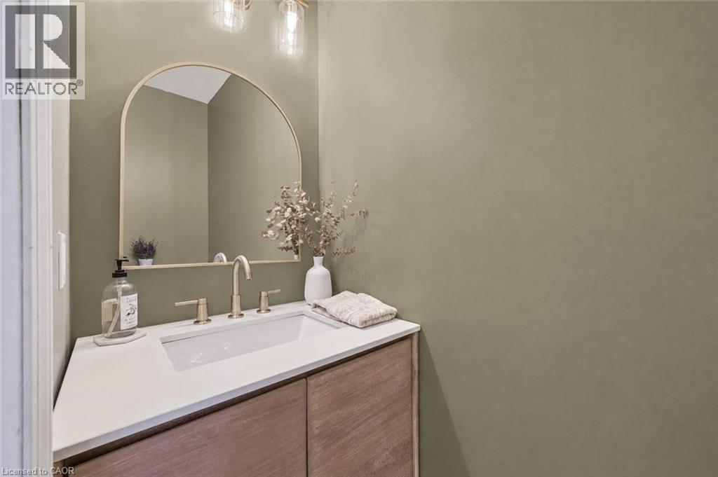 88 Decorso Drive Unit# 30, Guelph, Ontario  N1L 0A1 - Photo 11 - 40841572