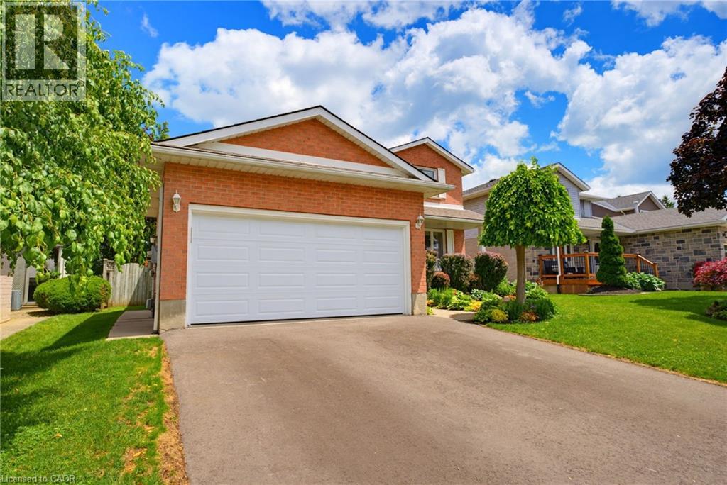 417 Cooper Street, Cambridge, Ontario  N3C 3Y6 - Photo 2 - 40841999