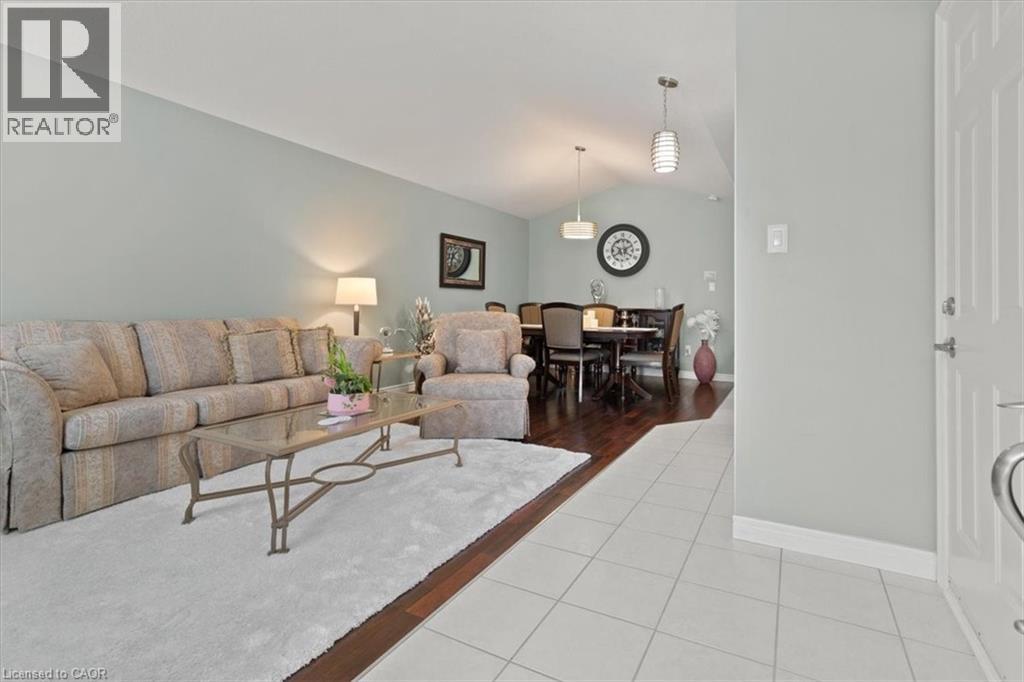 40 Bridgette Drive, Hamilton, Ontario  L9A 5J8 - Photo 7 - 40841862