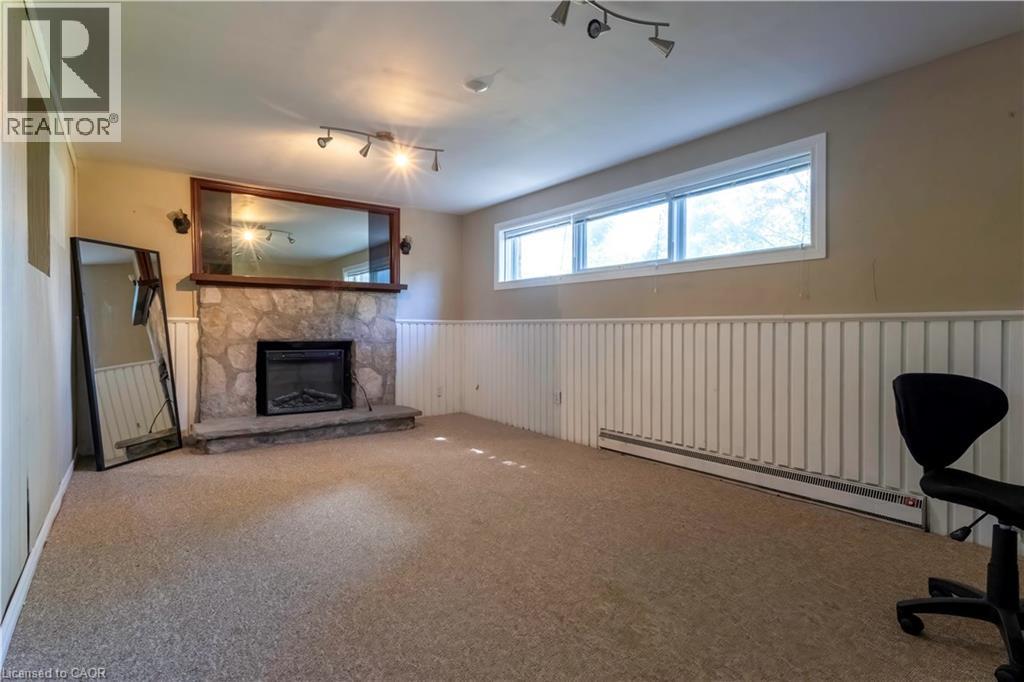 34 Golfview Road, Guelph, Ontario  N1E 1A6 - Photo 17 - 40841731
