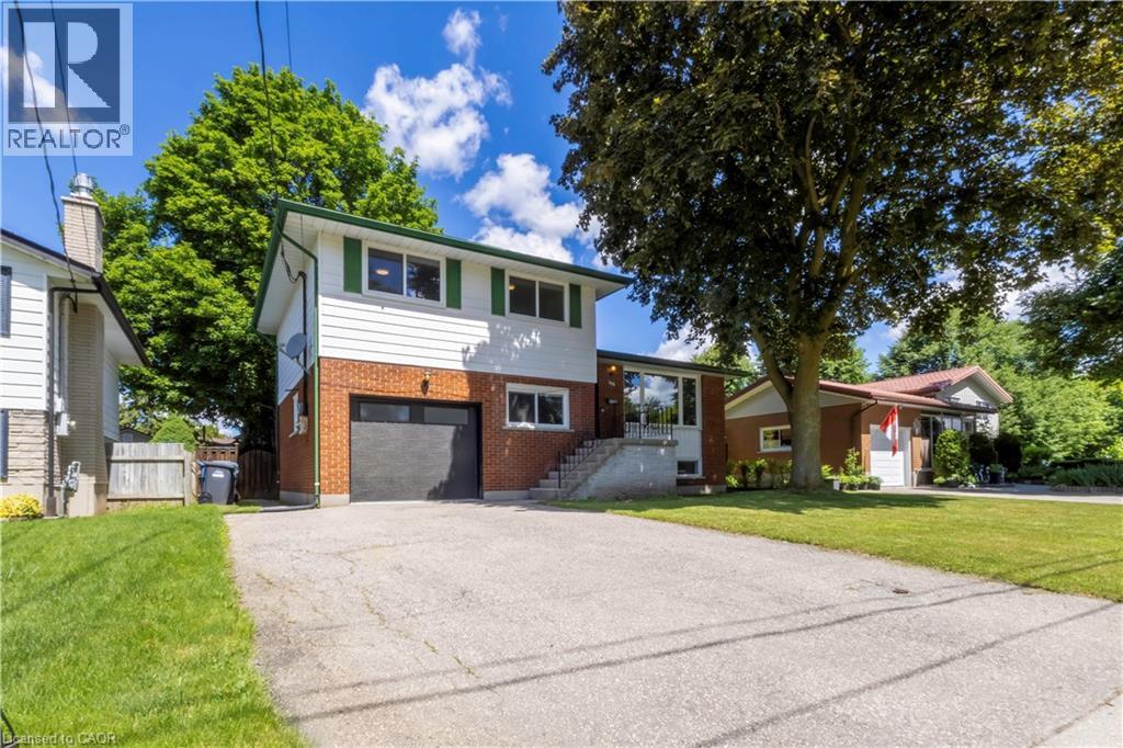 34 Golfview Road, Guelph, Ontario  N1E 1A6 - Photo 3 - 40841731