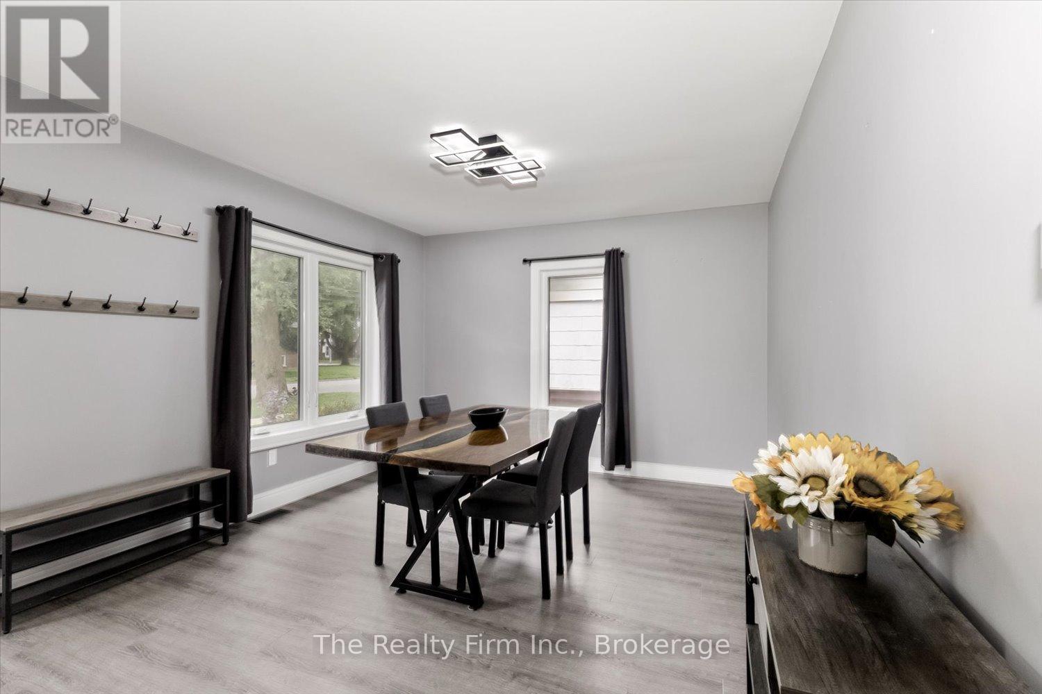 374 West Gore Street, Stratford, Ontario  N5A 1L1 - Photo 15 - X13475434