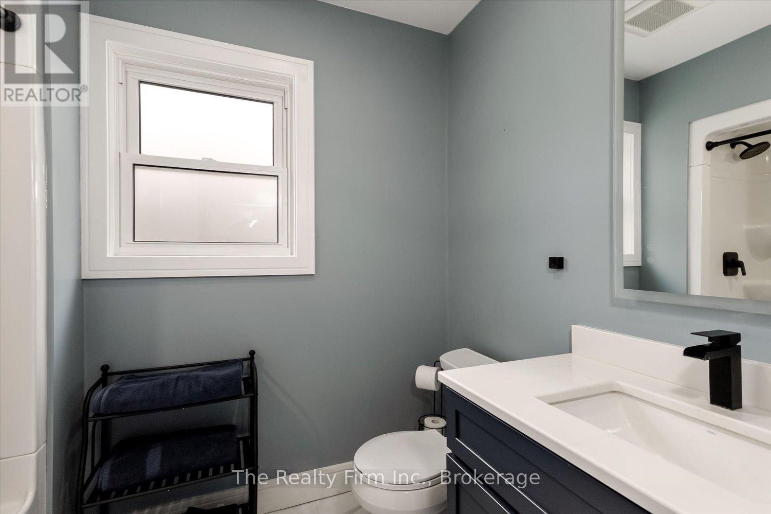 374 West Gore Street, Stratford, Ontario  N5A 1L1 - Photo 35 - X13475434