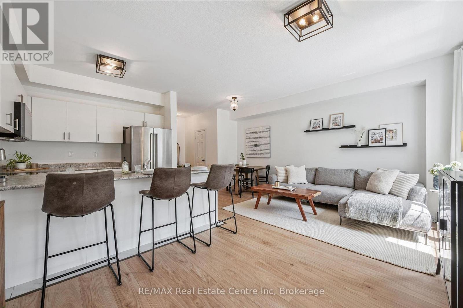 30 - 88 Decorso Drive, Guelph, Ontario  N1L 0A1 - Photo 4 - X13475494