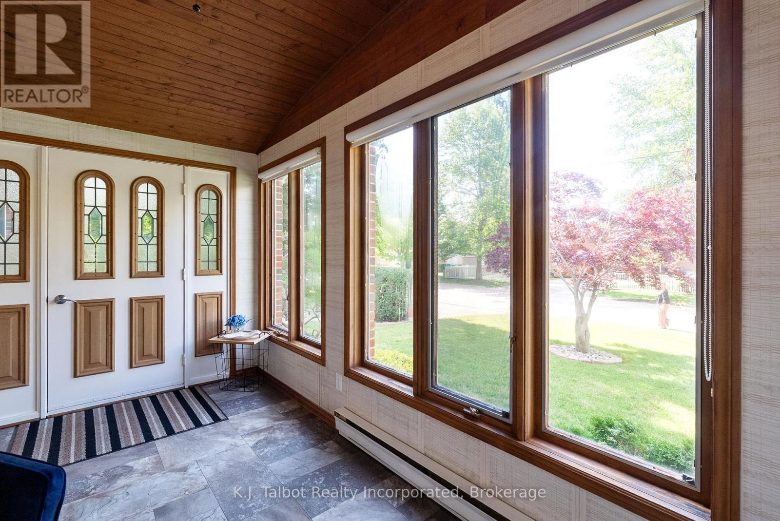 232 Picton Street W, Goderich, Ontario  N7A 2C8 - Photo 9 - X13475526