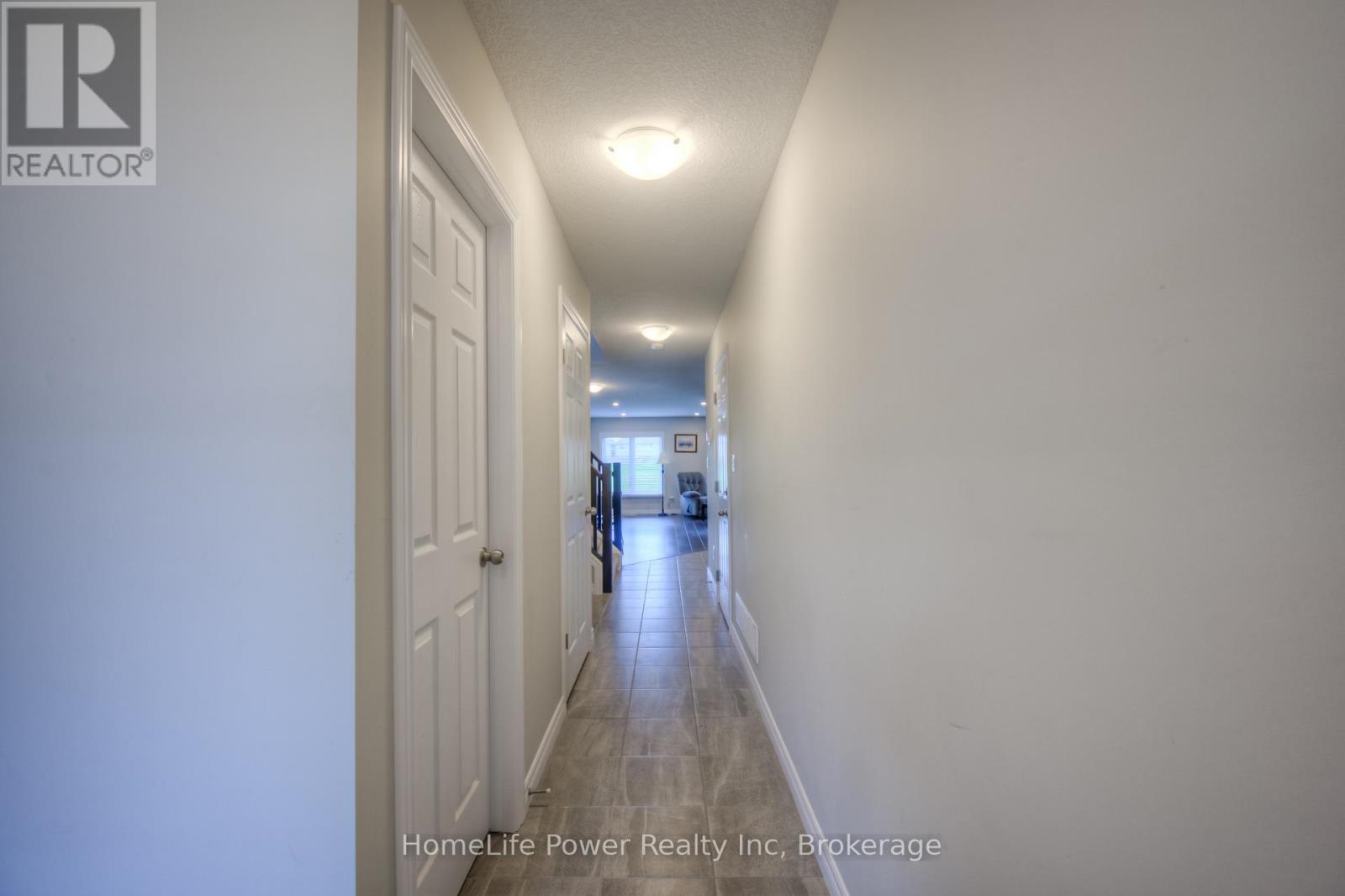 1365 Calais Drive, Woodstock, Ontario  N4T 0L8 - Photo 9 - X13475702