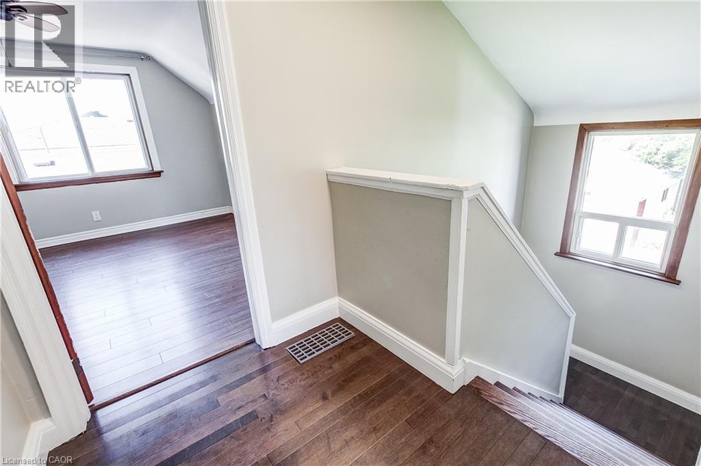 28 Delena Avenue S, Hamilton, Ontario  L8H 1B6 - Photo 15 - 40841811