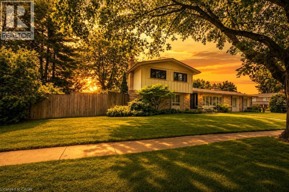 280 Penn Drive, Burlington, Ontario  L7N 2B8 - Photo 4 - 40841678