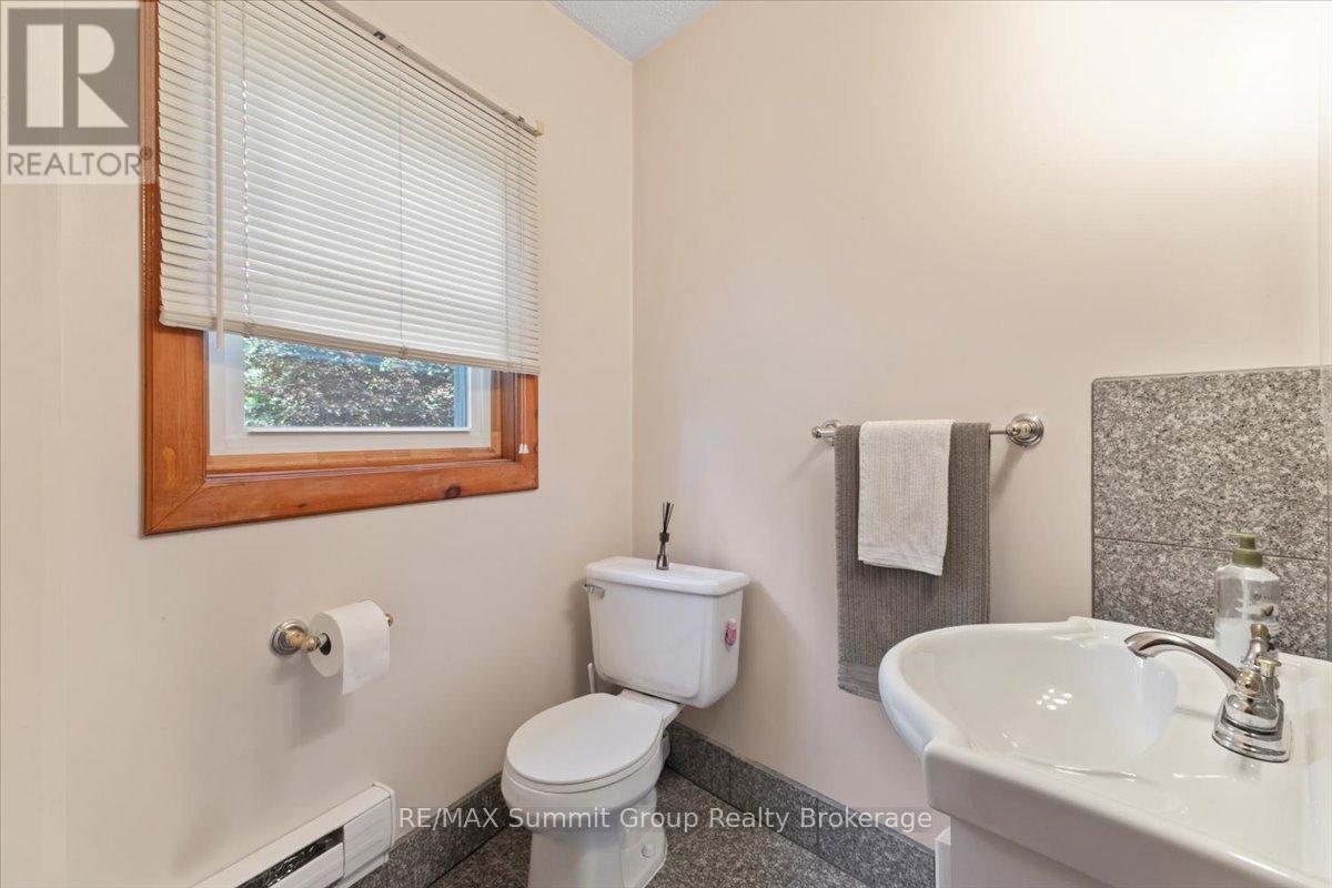 774549 Highway 10, Grey Highlands, Ontario  N0C 1H0 - Photo 13 - X13476154