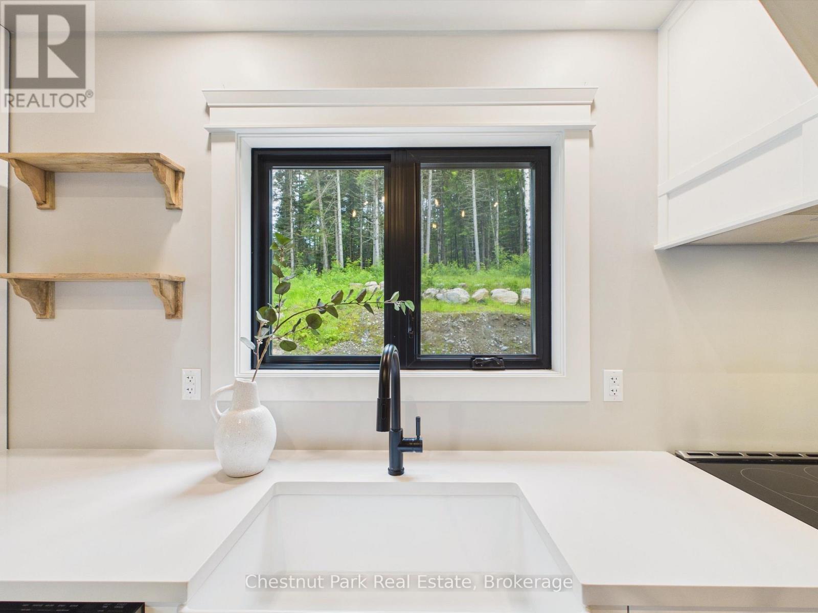 622 Fish Lake Road, Huntsville, Ontario  P1H 2J6 - Photo 10 - X13476372