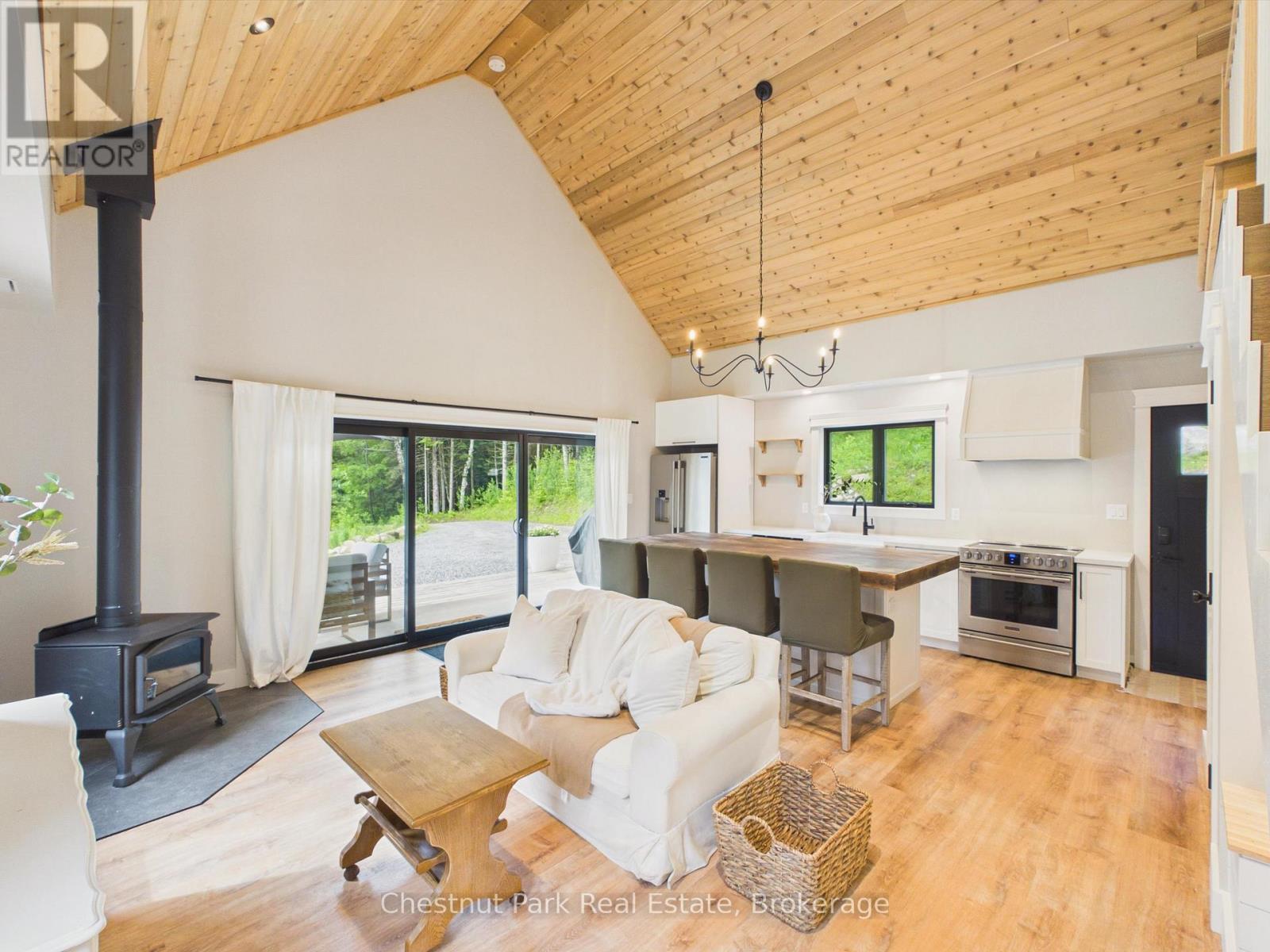 622 Fish Lake Road, Huntsville, Ontario  P1H 2J6 - Photo 6 - X13476372
