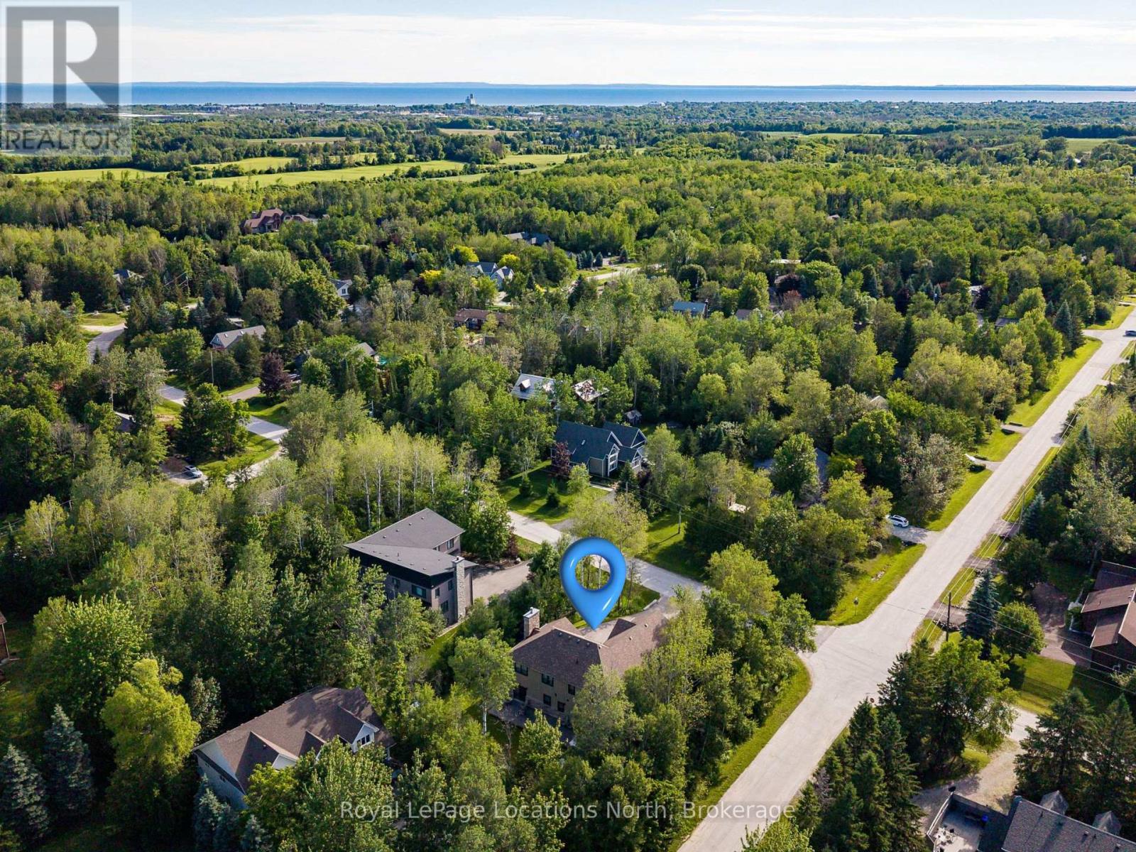 4 Woodview Drive, Clearview, Ontario  L9Y 3Y9 - Photo 45 - S13476610